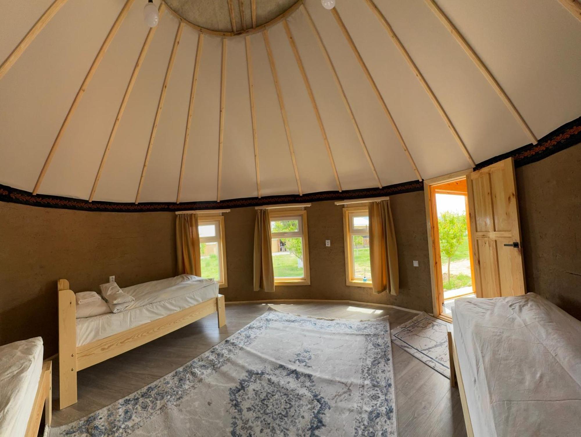 Bosogo Yurt Camp Hotel Bokonbayevo Екстериор снимка